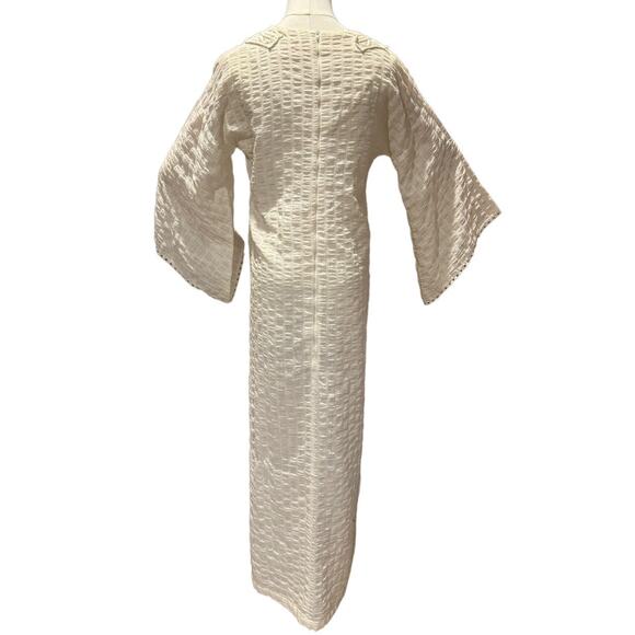 1970s Evelyn Pearson Embroidered Muslin Boho Dress with Bell Sleeves small - Picture 7 of 16